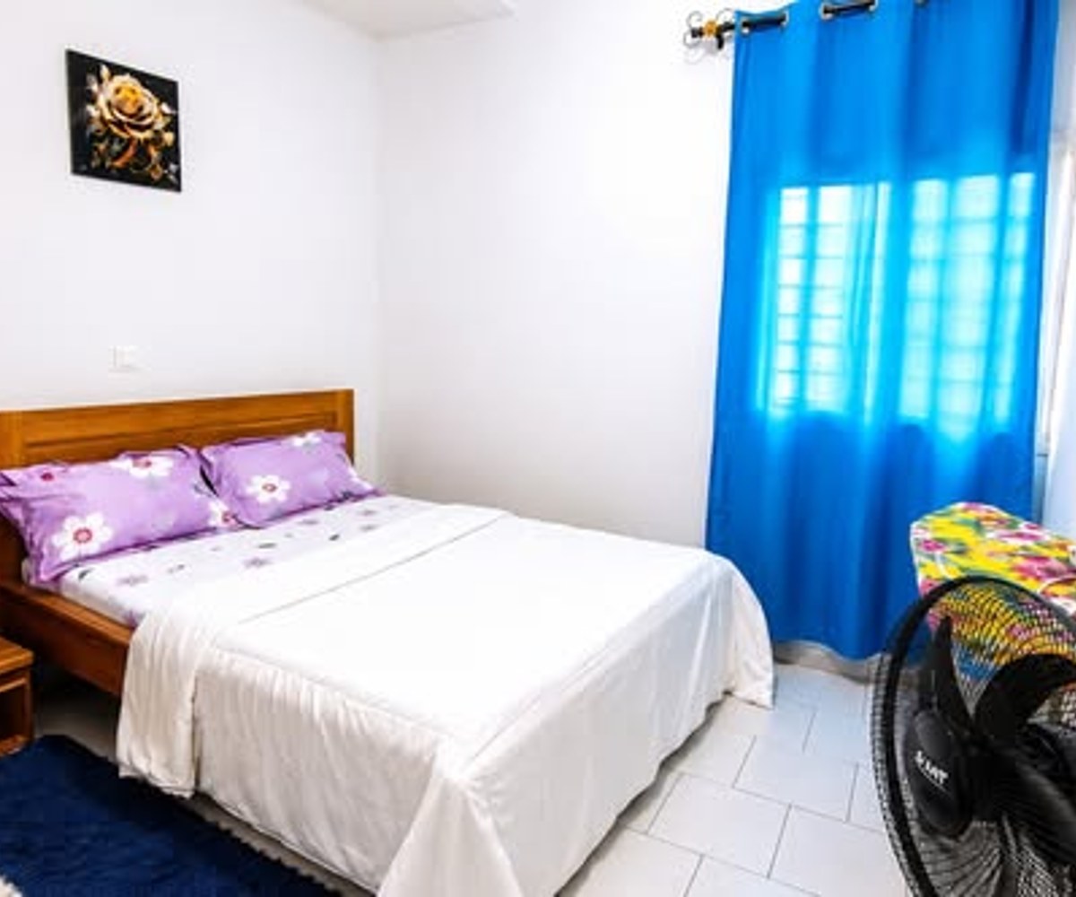 Studio prestige à Biyem-Assi – 15 000 F/nuit