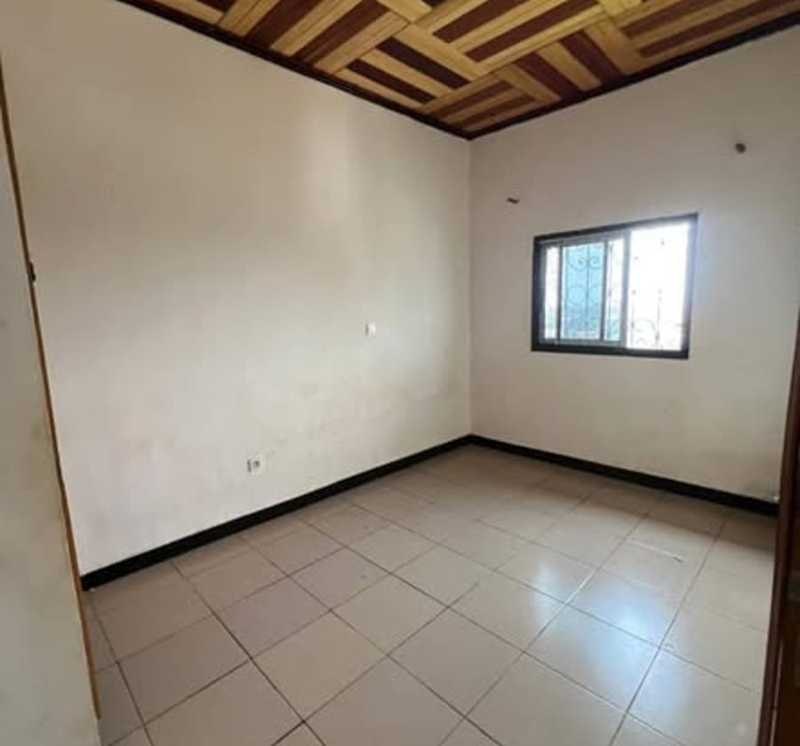 Studio moderne à louer à Yaoundé Ngousso