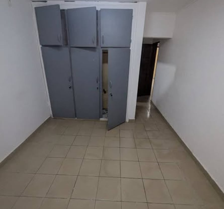 Vaste studio haut standing - Makepe Douala