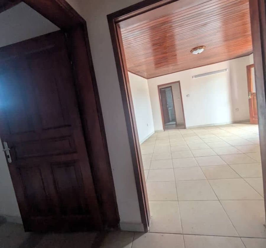 Appartement neuf à louer à Nkolnda (Odza) - 3 chambres