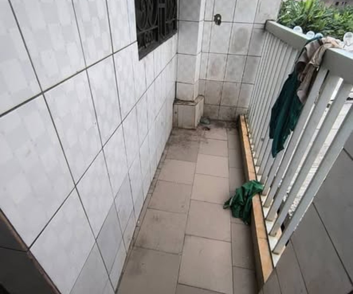 Studio moderne à louer à Ndogbong Bifaga