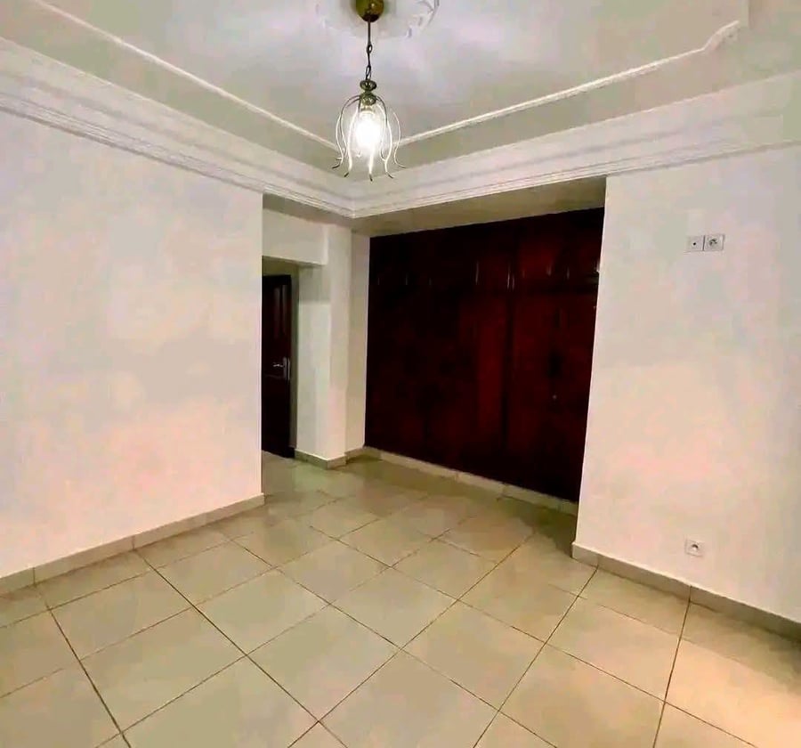 Appartement 2 chambres - Bastos, Yaoundé