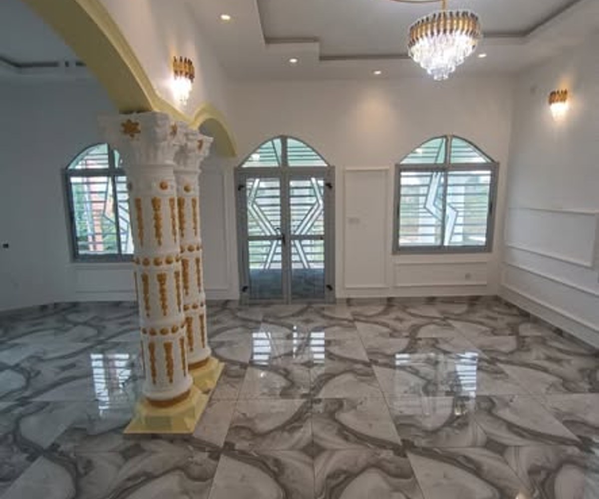 Duplex ultra moderne à louer à Barrière, Yaoundé