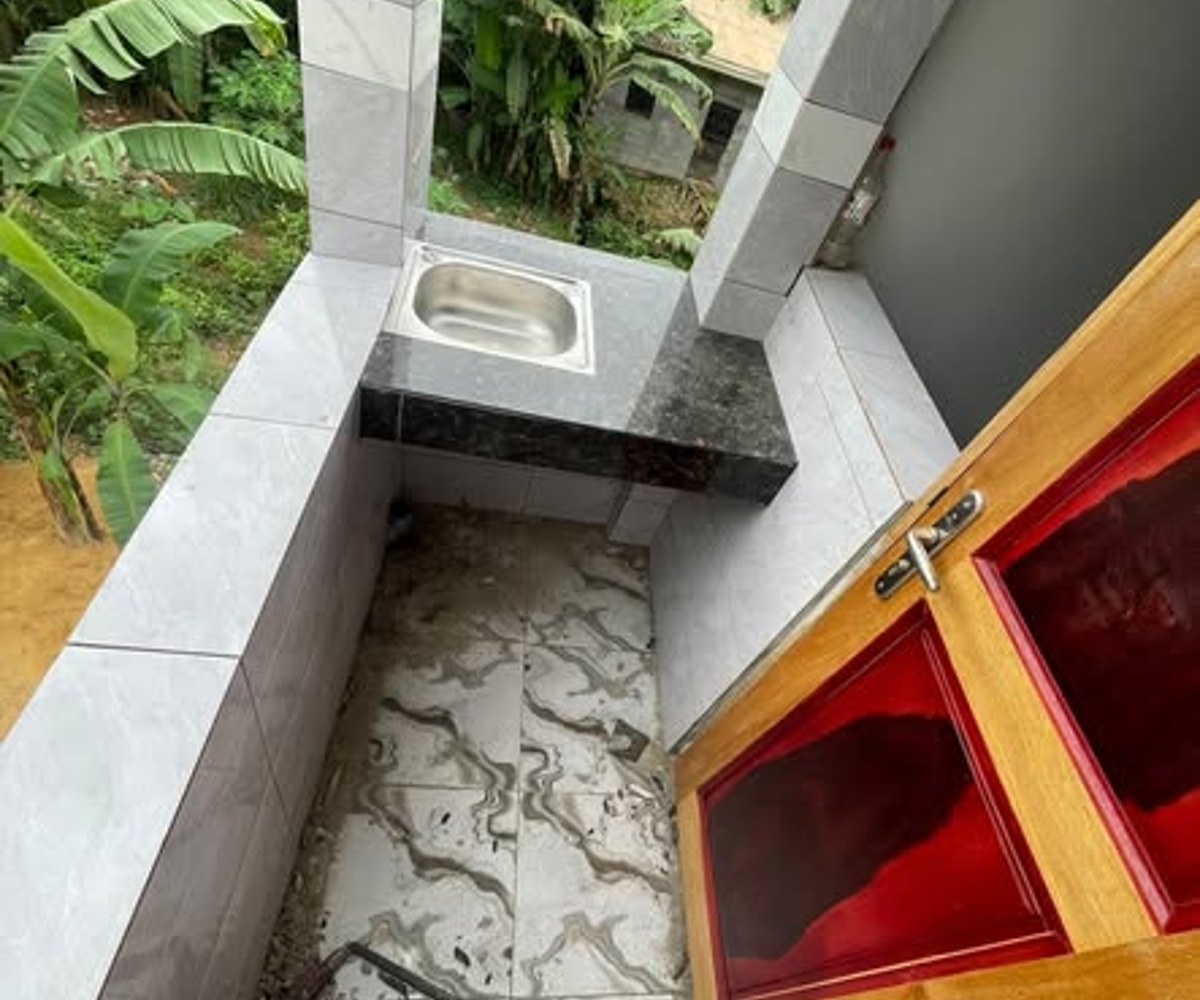 Chambre moderne à louer à PK 15 Douala