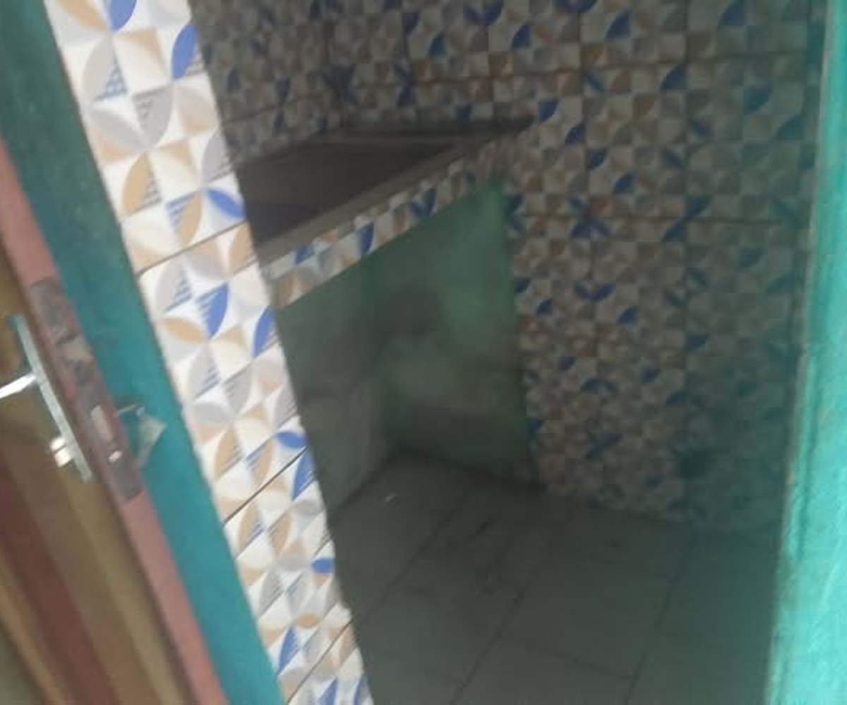 Studio moderne à louer à Logbaba