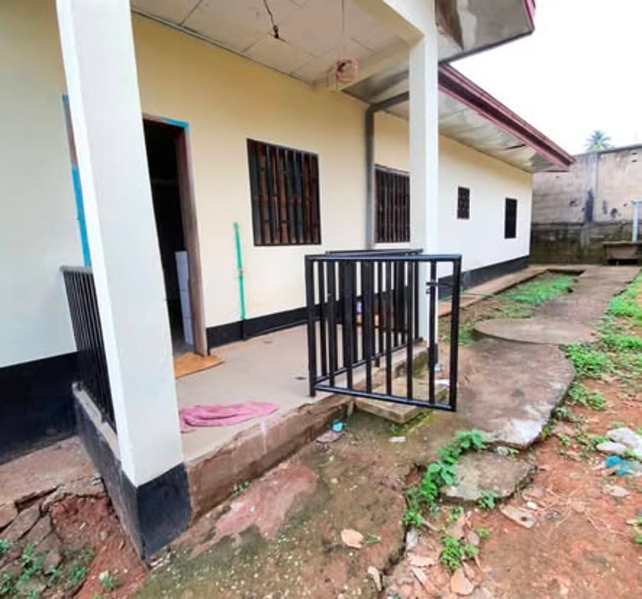 Appartement à louer à Odza, 2 chambres