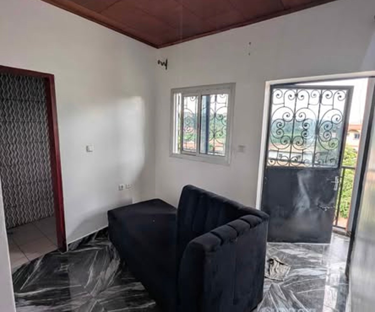 Studio moderne à louer à Damas