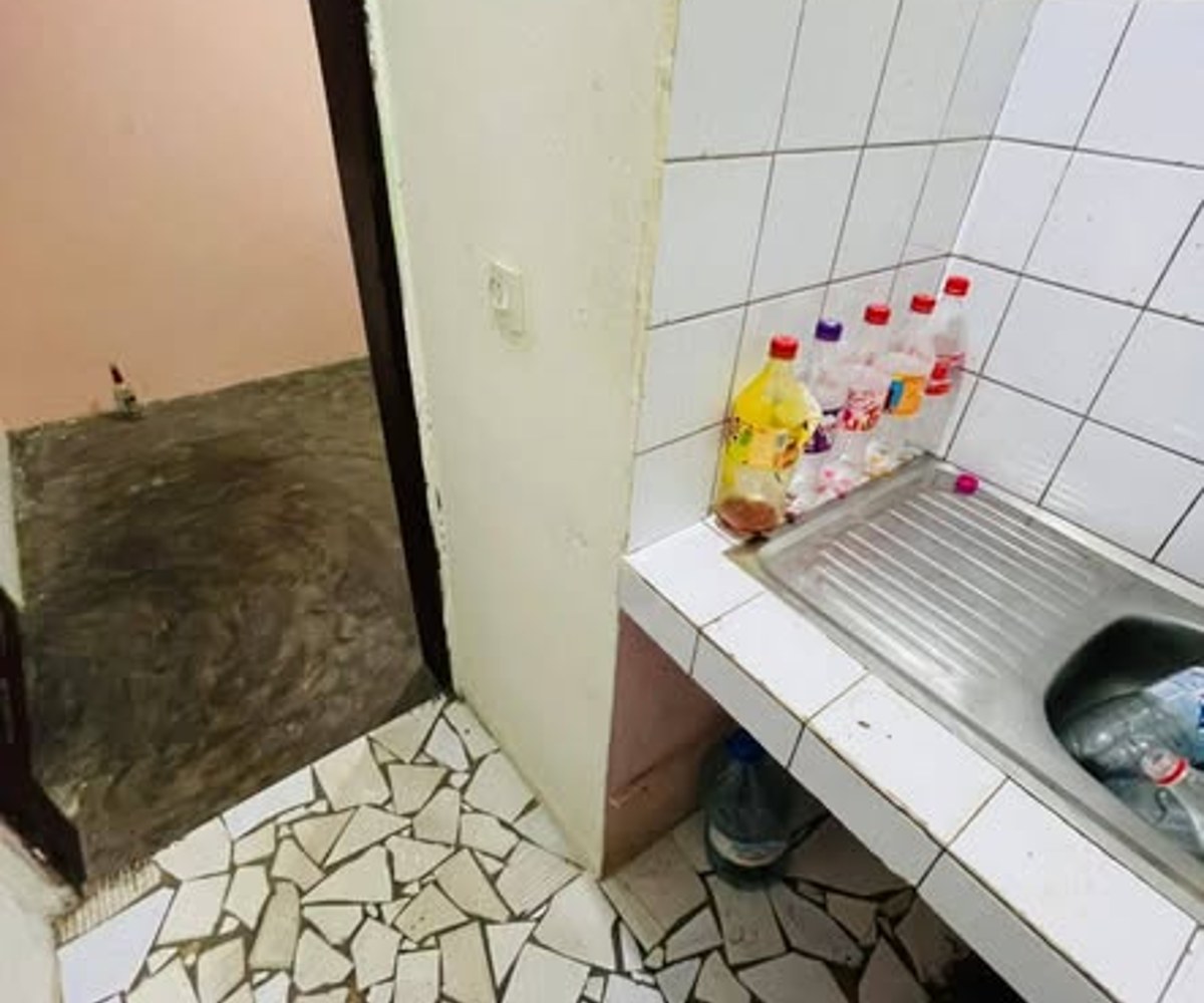 Chambre moderne 3 pièces - Ange Raphaël, Douala
