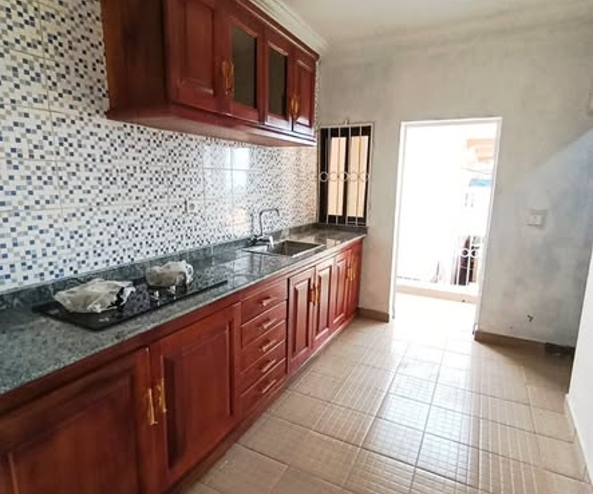 Appartement neuf à louer à Obobogo