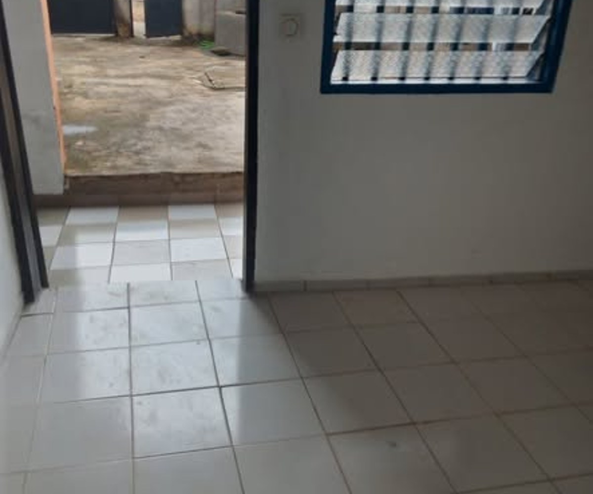 Studio moderne à louer - Monti, Yaoundé