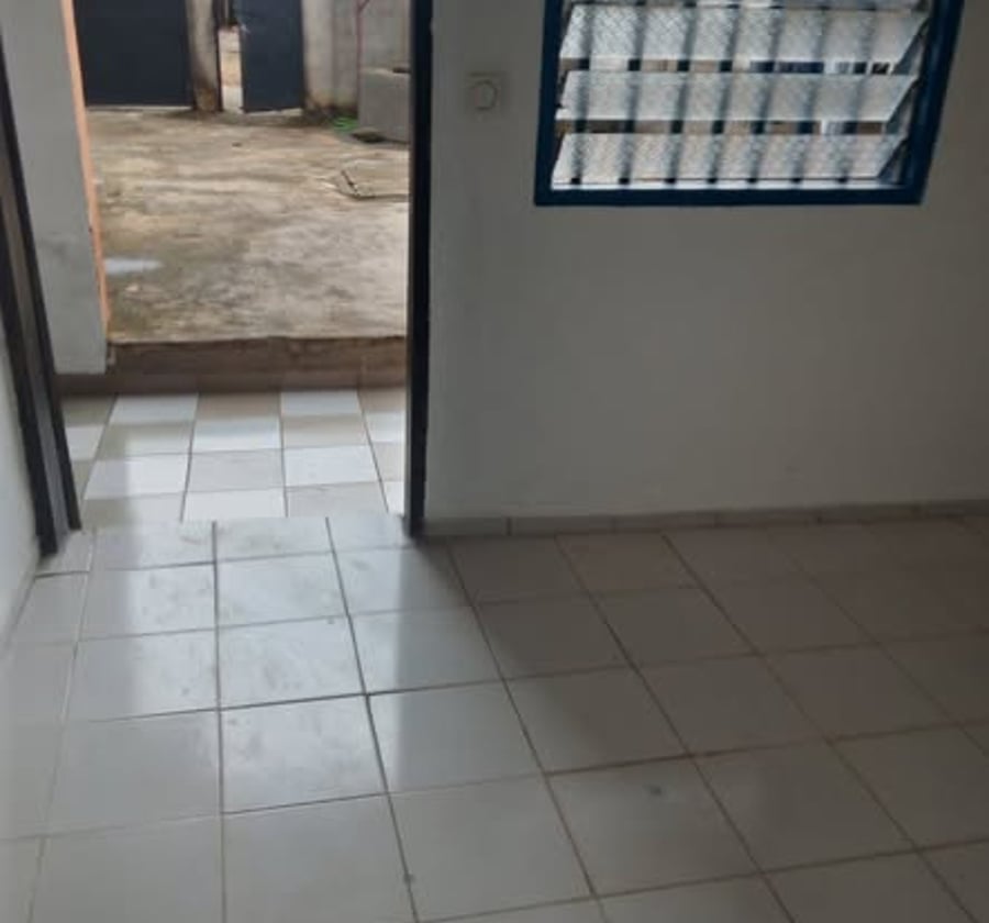 Studio moderne à louer - Monti, Yaoundé