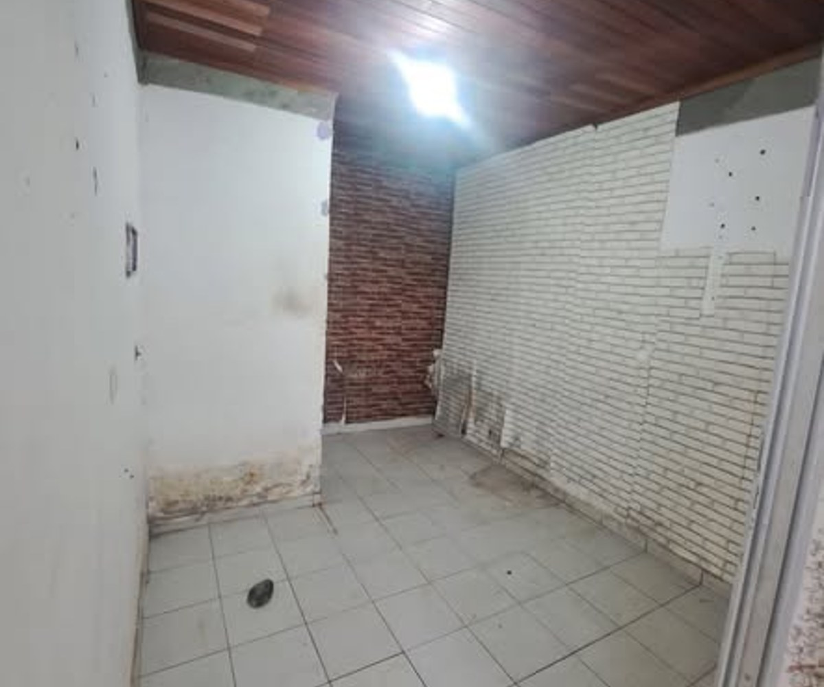 Chambre moderne à Odza