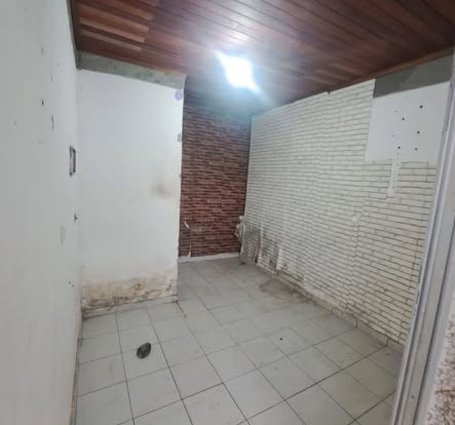 Chambre moderne à Odza