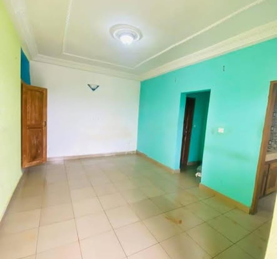 Chambre moderne à Odza - 50 000 FCFA/mois