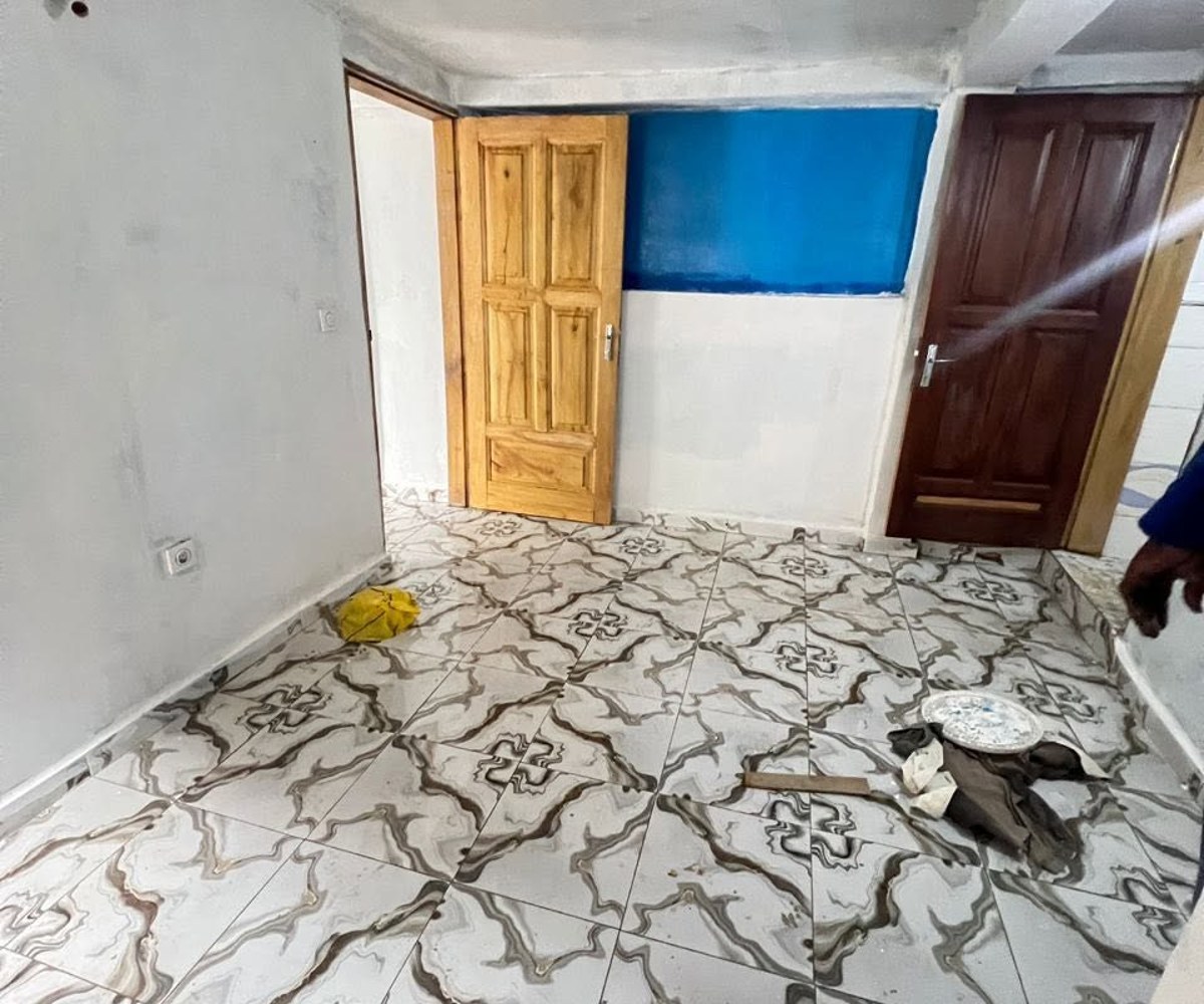 Studio moderne à louer à Nsimeyong