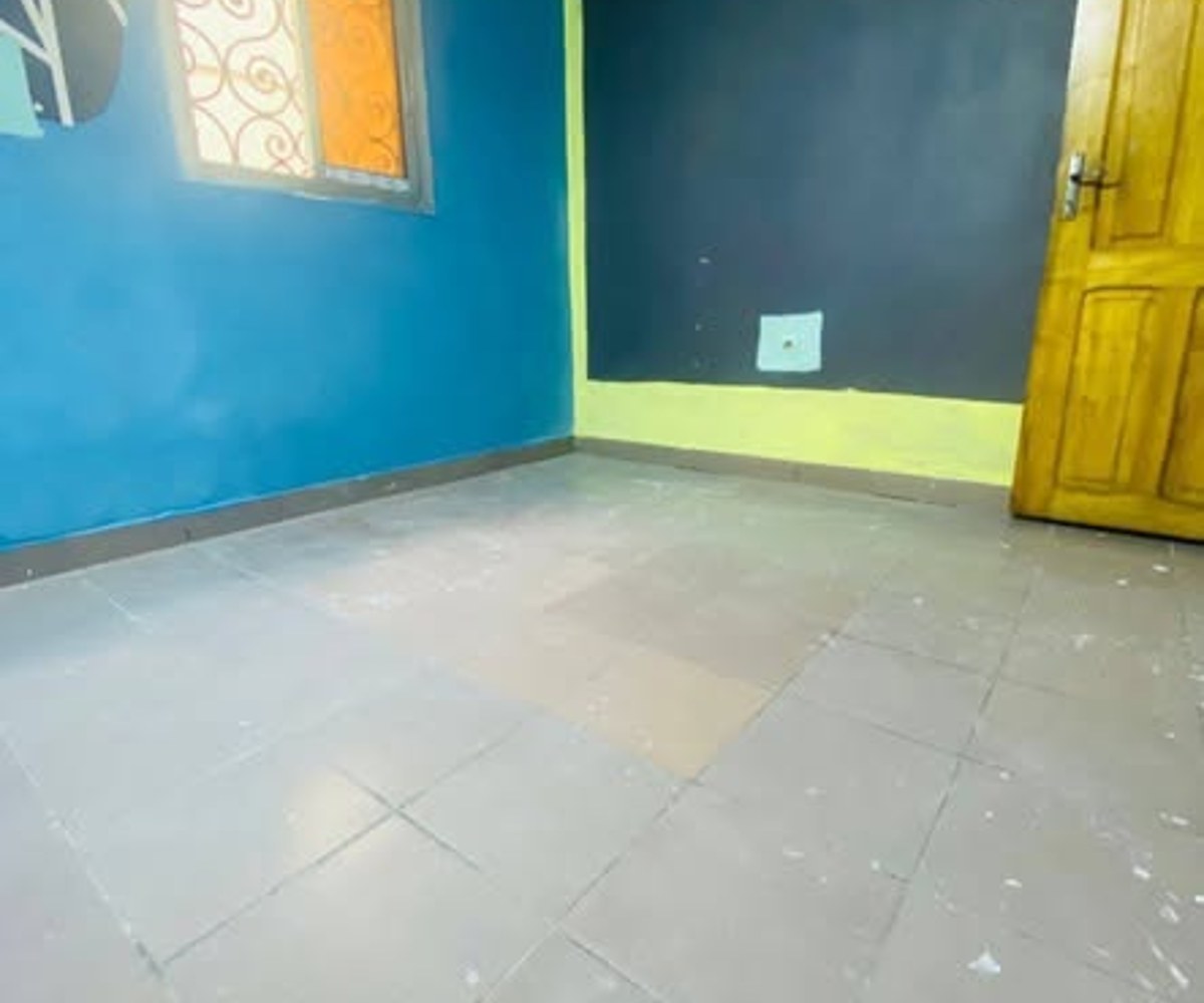Chambre moderne à louer à Ange Raphaël, Douala