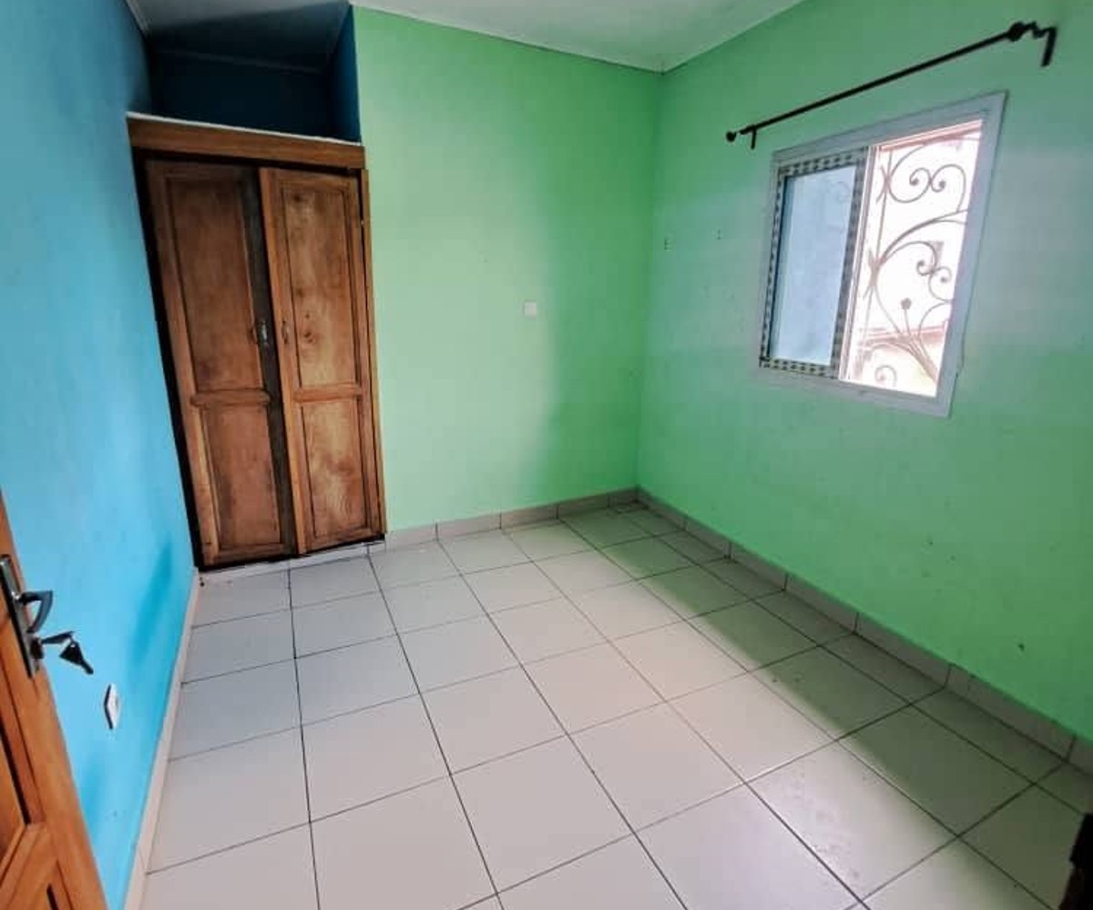 Appartement moderne 2 chambres à Logpom
