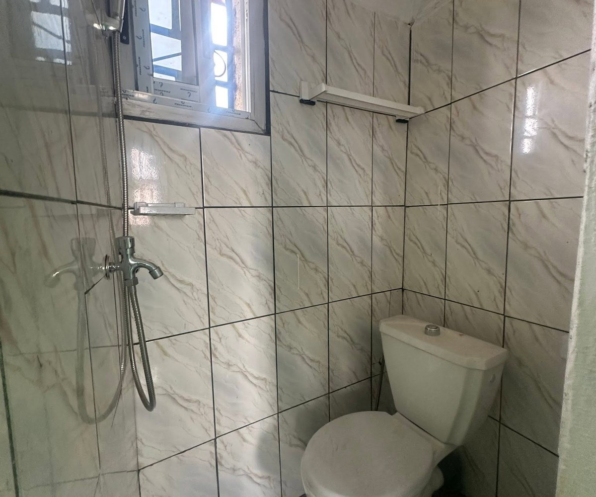 4 chambres modernes à louer à PK 8, Douala