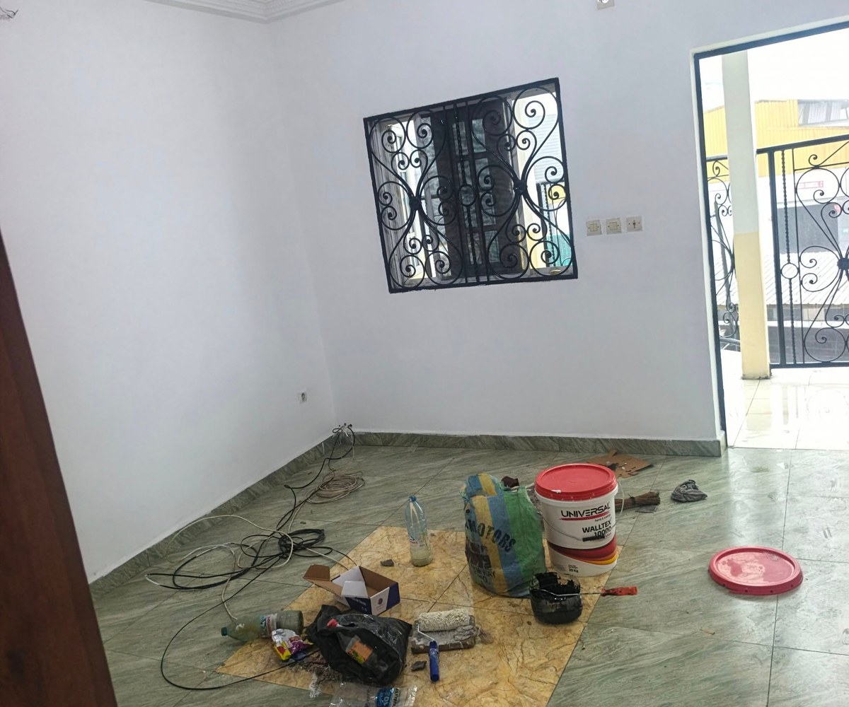 Studio moderne à louer – PK8, Douala