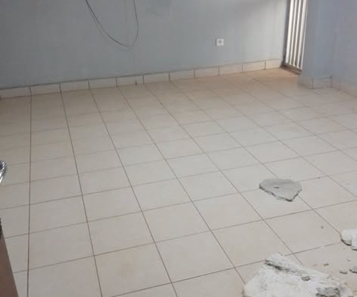 Bureau à louer à Yaoundé Ekoudoum