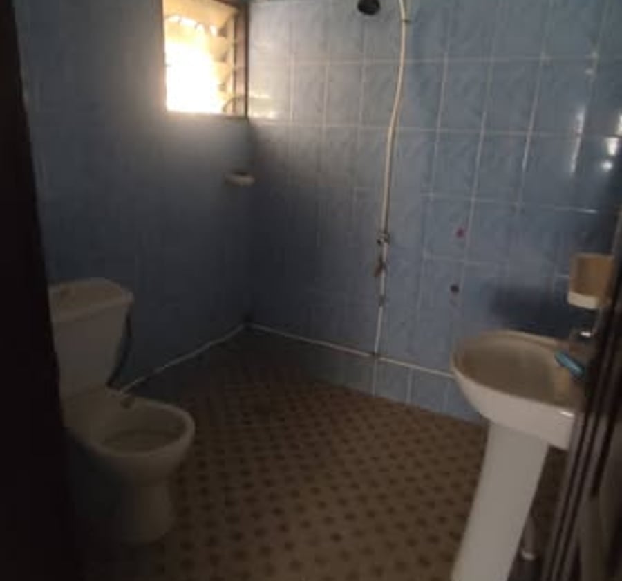 Appartement Moderne 3 Chambres - Ndogbong Compagnie