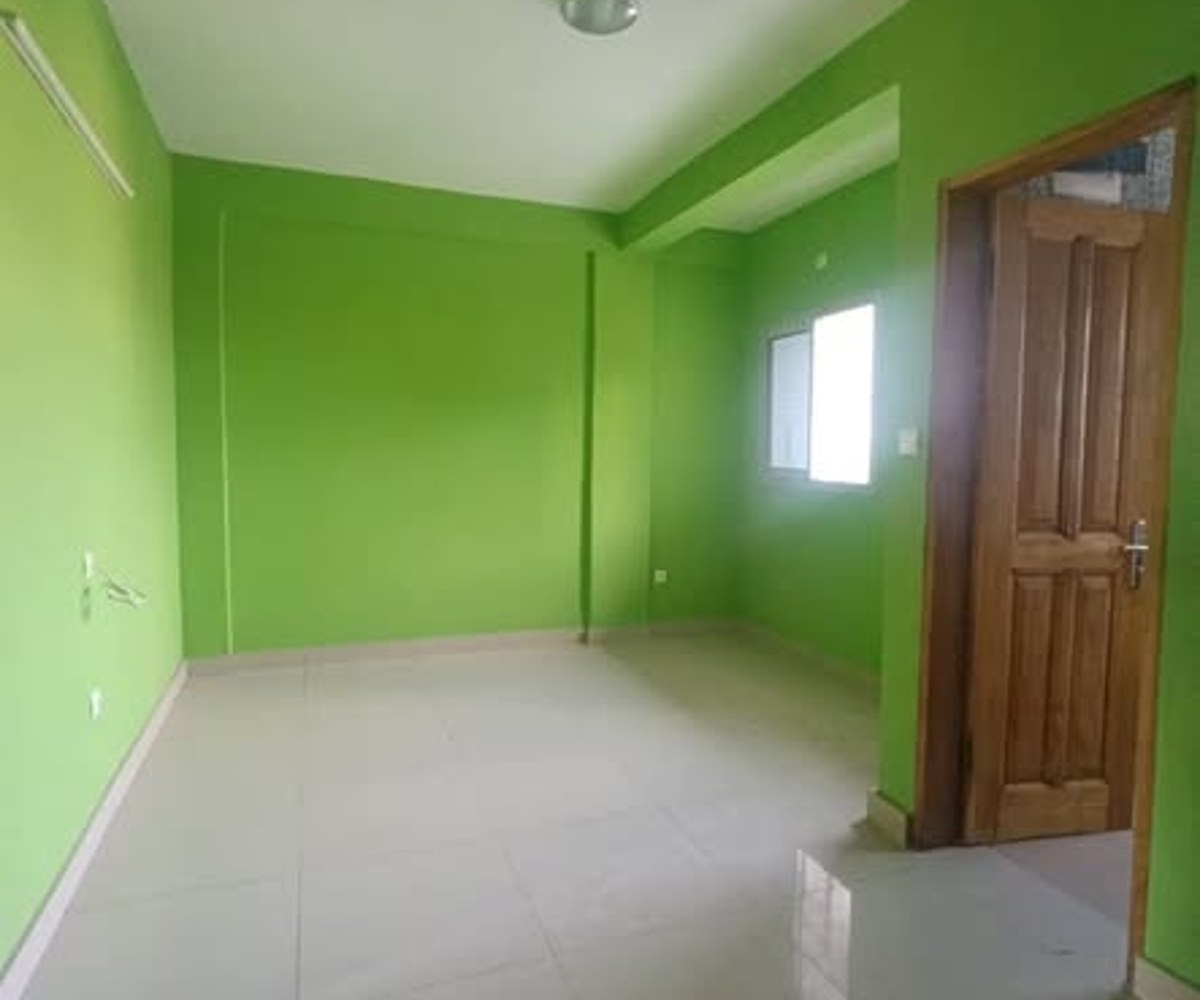 Studio à louer à Makepe Rhône-Poulenc
