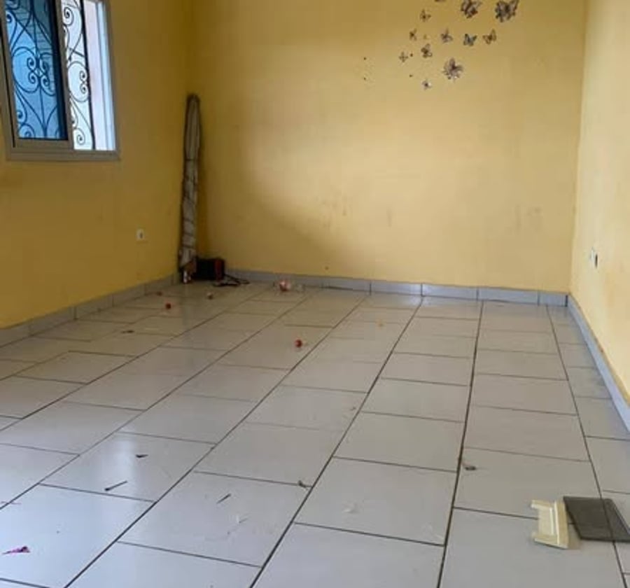 Studio à Yassa - 35 000 FCFA/mois