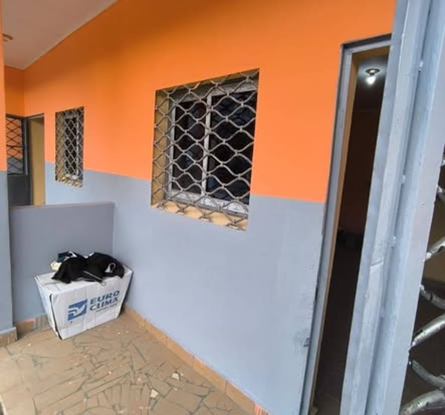 Studio moderne à louer - Ndogbong, Douala
