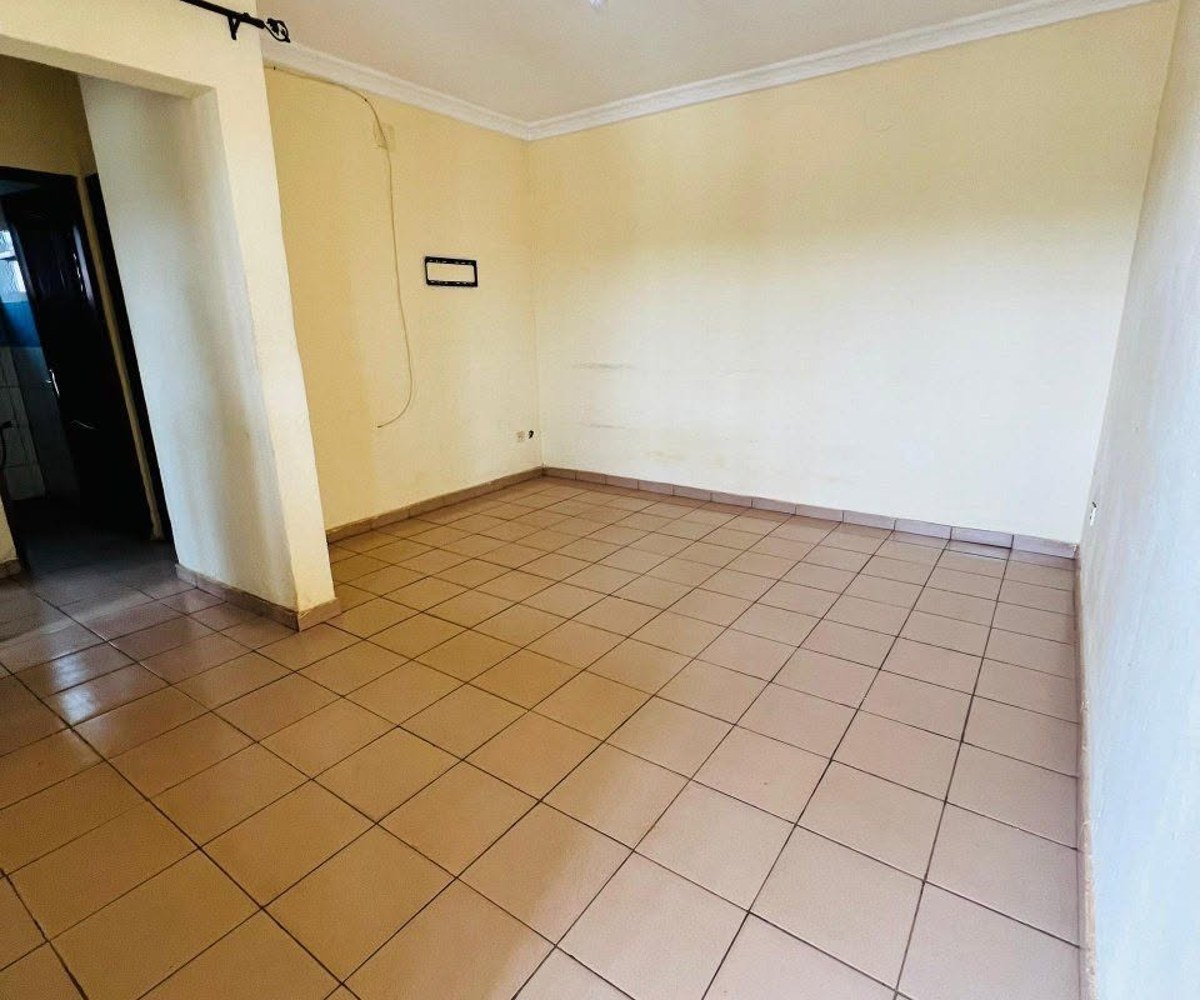 Vaste appartement moderne 2 chambres – Etoudi