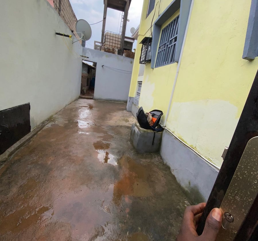 Appartement 2 chambres à Nkomo, Yaoundé - 65 000 XAF/mois