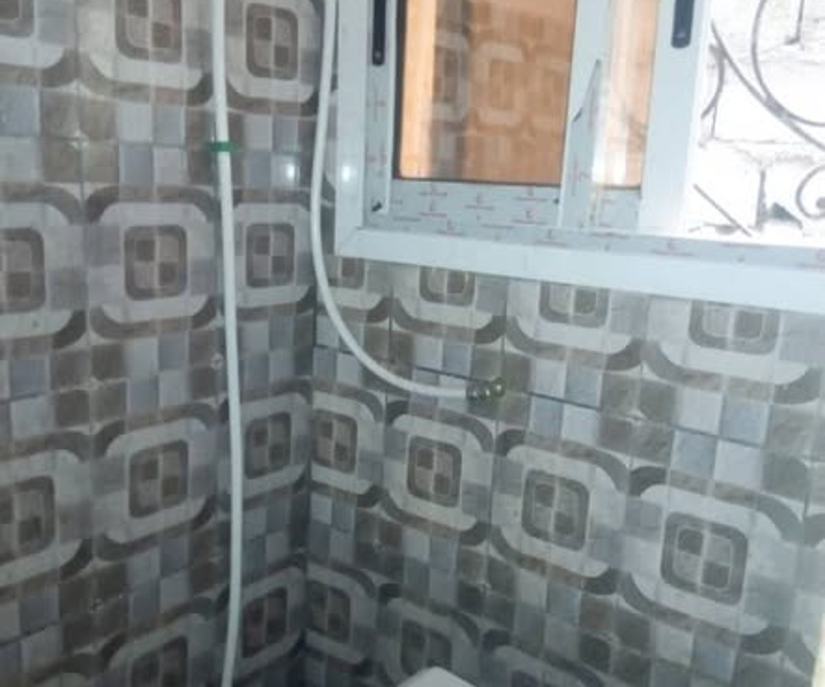 Chambre moderne à Odza