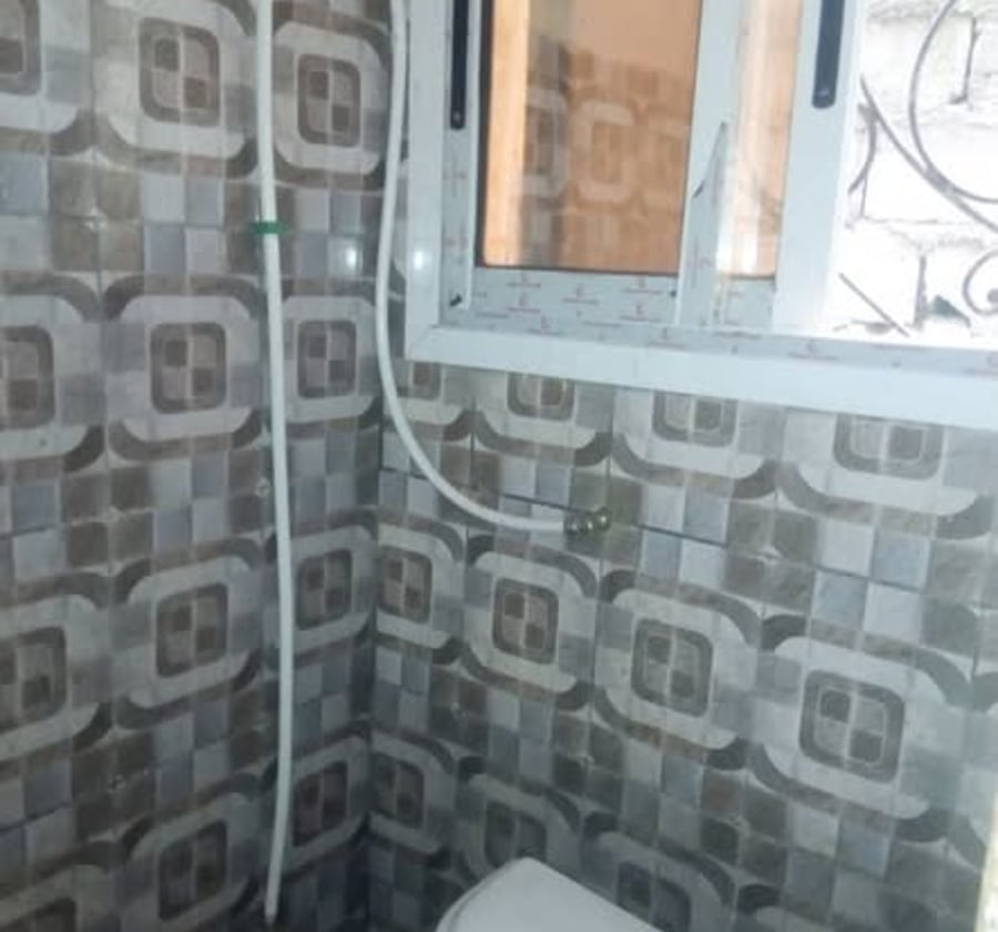 Chambre moderne à Odza