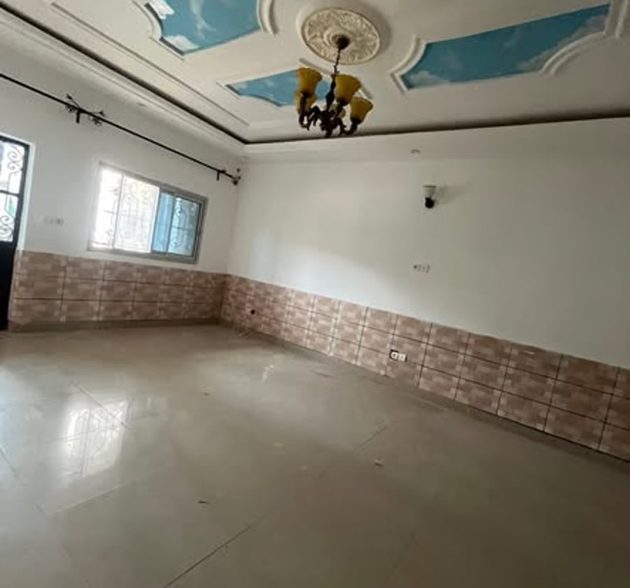 Appartement à louer à Bonamoussadi - 130 000 FCFA