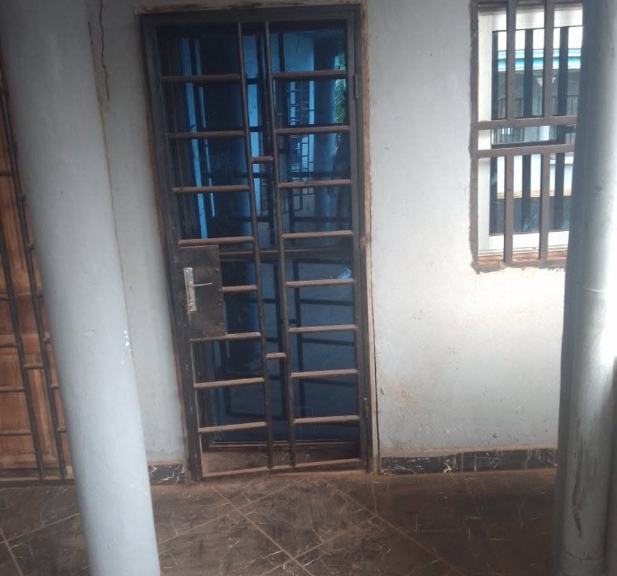 Chambres modernes à louer à Biteng
