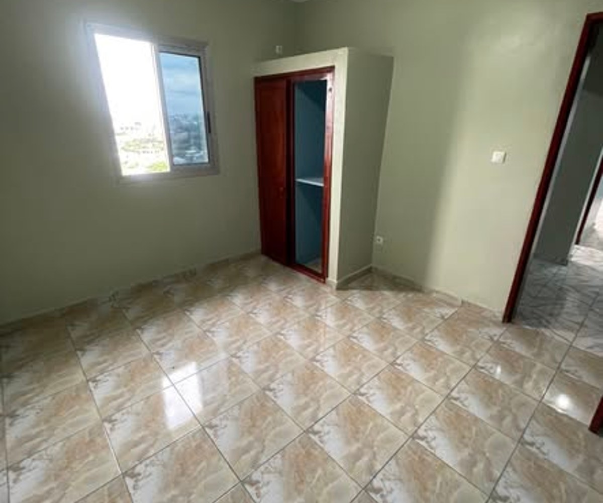 Studio moderne à Japoma