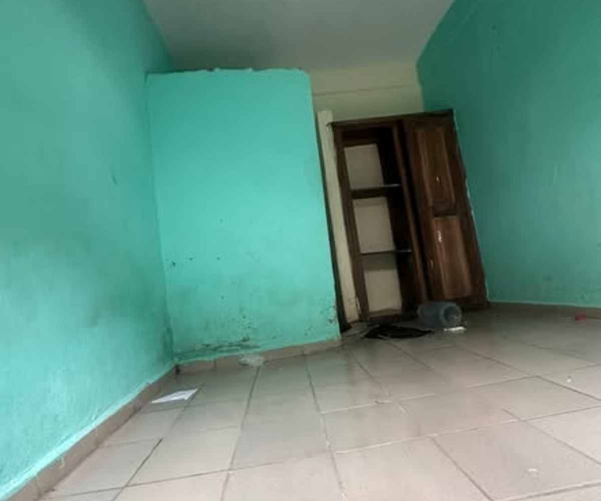 Chambres modernes à PK17 Douala
