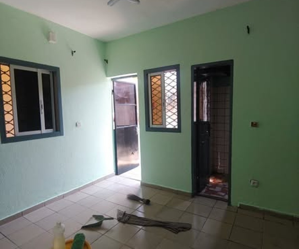 Studio moderne à Kotto Antenne - 60 000 FCFA/mois