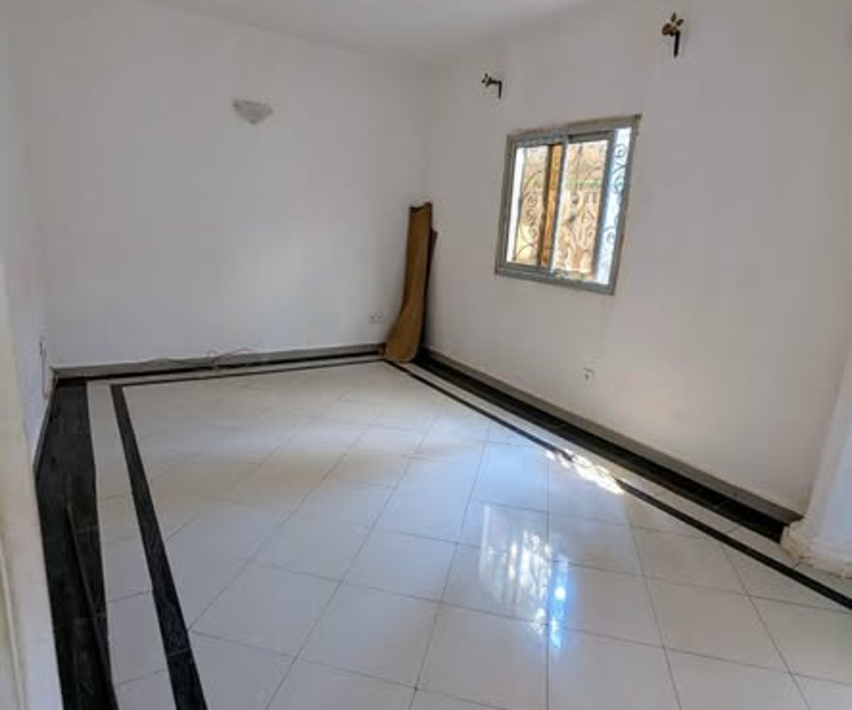 Appartement 3 chambres à Tsinga Village