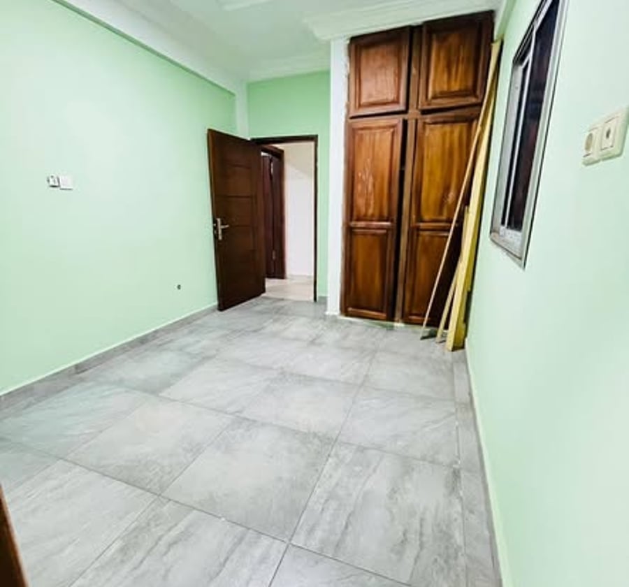 Appartement haut standing à Nsam Efoulan - 2 chambres