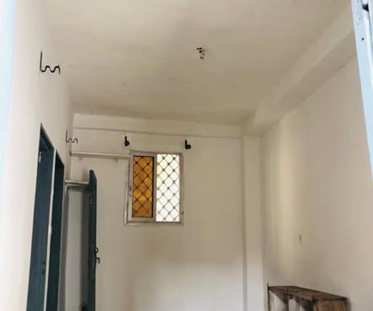 Chambre moderne à louer à Nsimeyong (Shell)