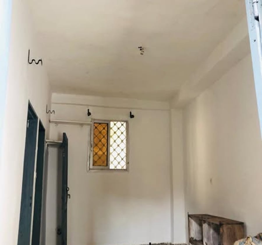 Chambre moderne à louer à Nsimeyong (Shell)