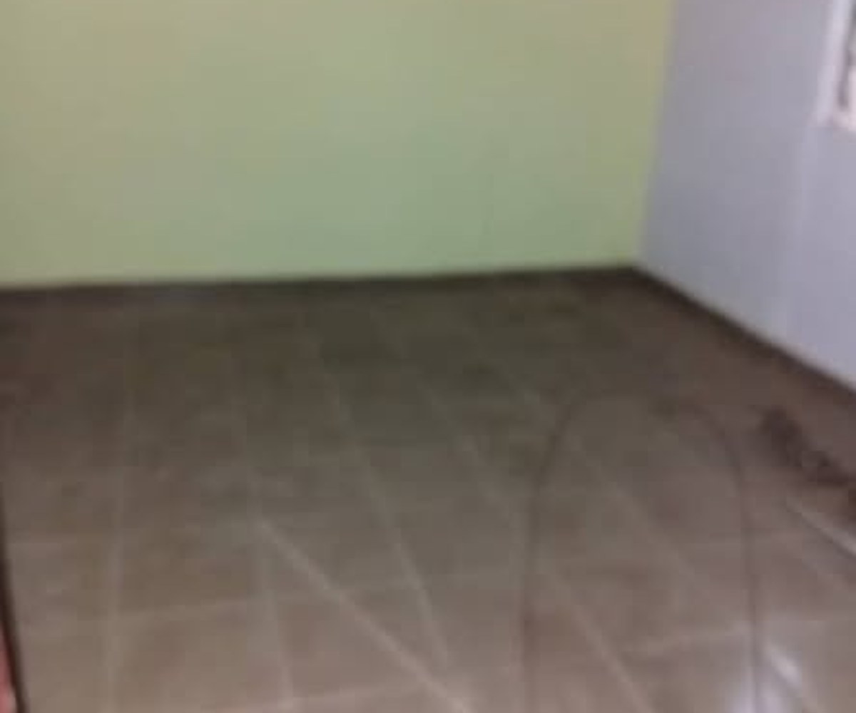 Studio moderne à louer à PK10 Cadenelle