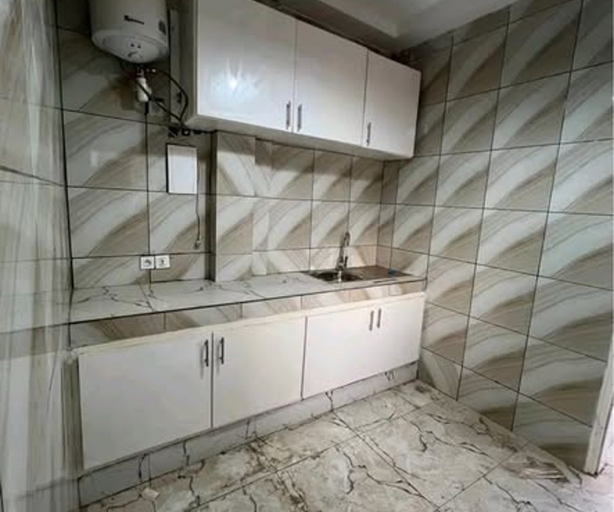Appartement 2 chambres à louer à Efoulan