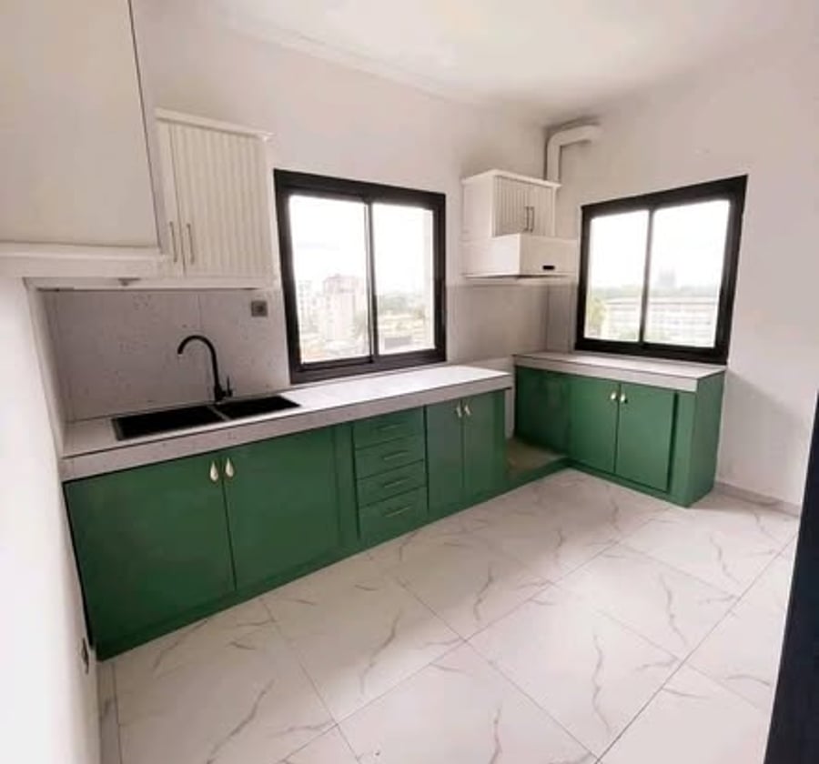 Appartement 3 chambres haut standing Makepe - 250 000 FCFA/mois