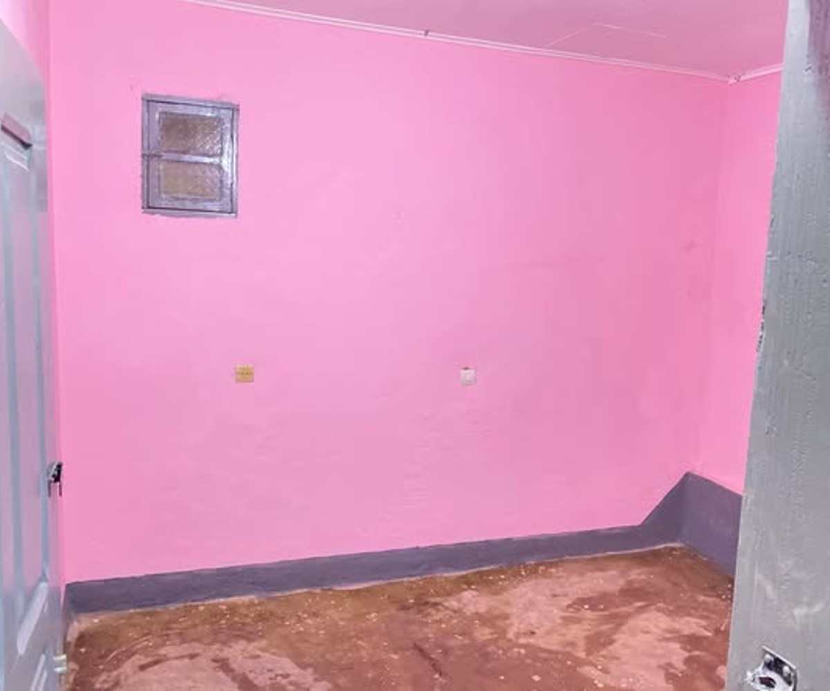 Studio 2 pièces à louer à Ekoudoum
