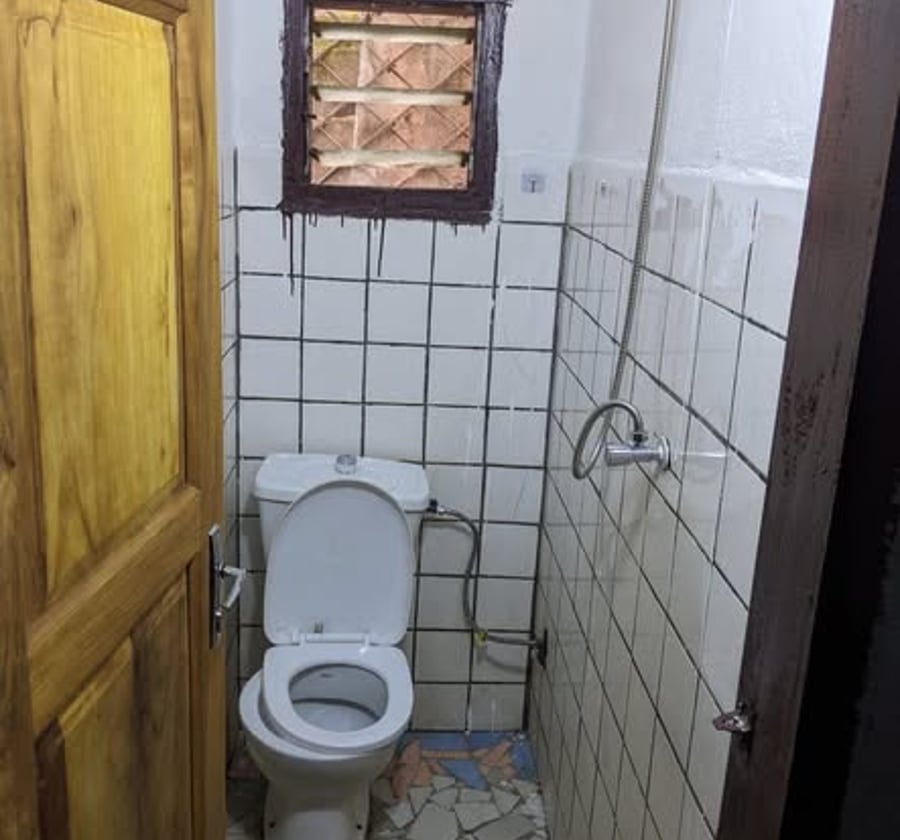Vaste studio moderne à louer à Damas, Yaoundé