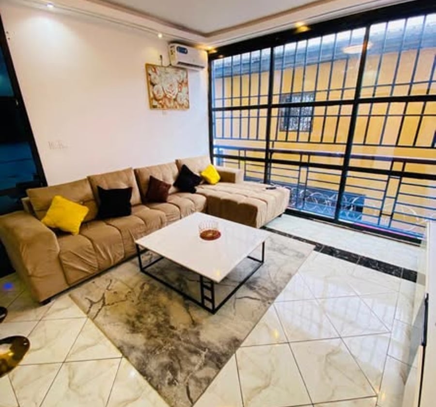 Studio moderne haut standing à louer - Logpom, Douala