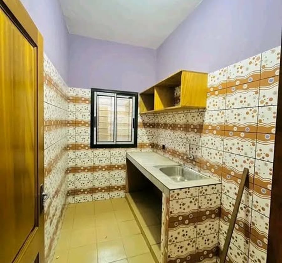 Studio moderne à Bonamoussadi Santa Barbara