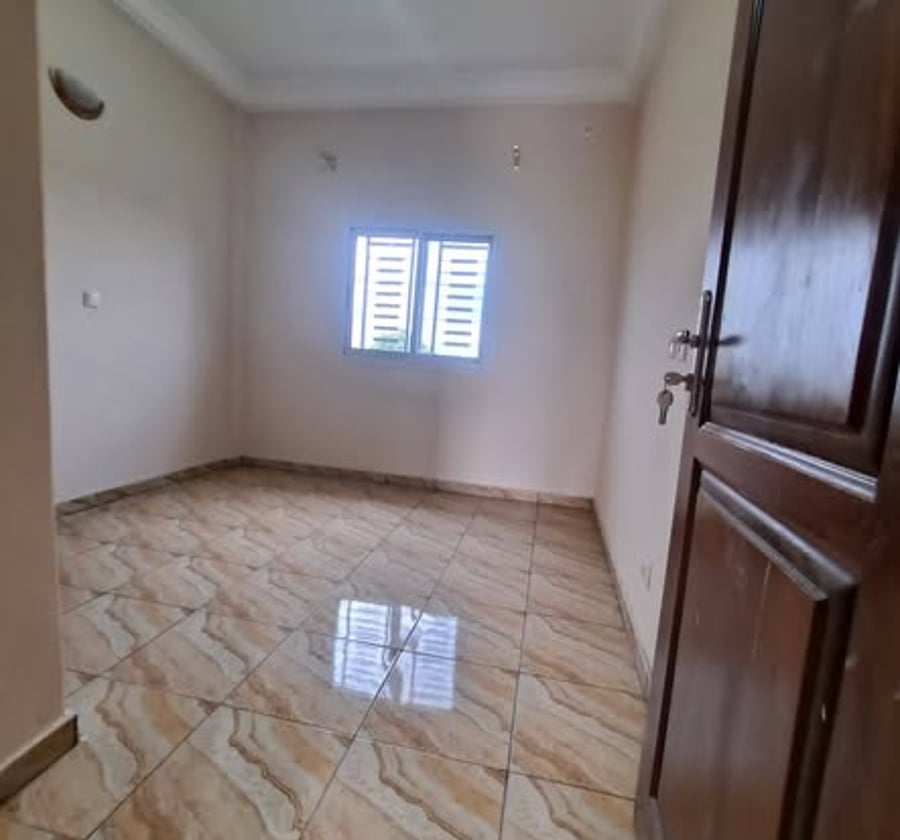 Studio moderne VIP à louer – Tsinga Village, Yaoundé
