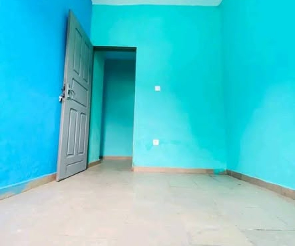 Appartement moderne à Ndogbati avec forage et compteur prépayé